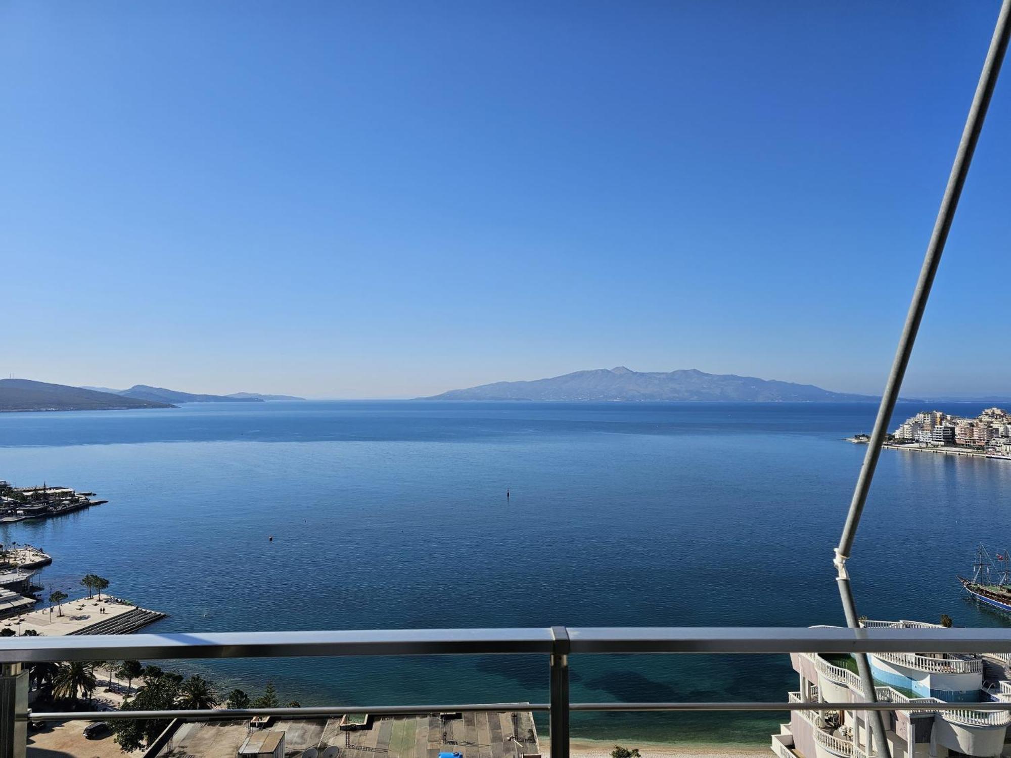 Wonderful View Apartments Sarande Exterior photo