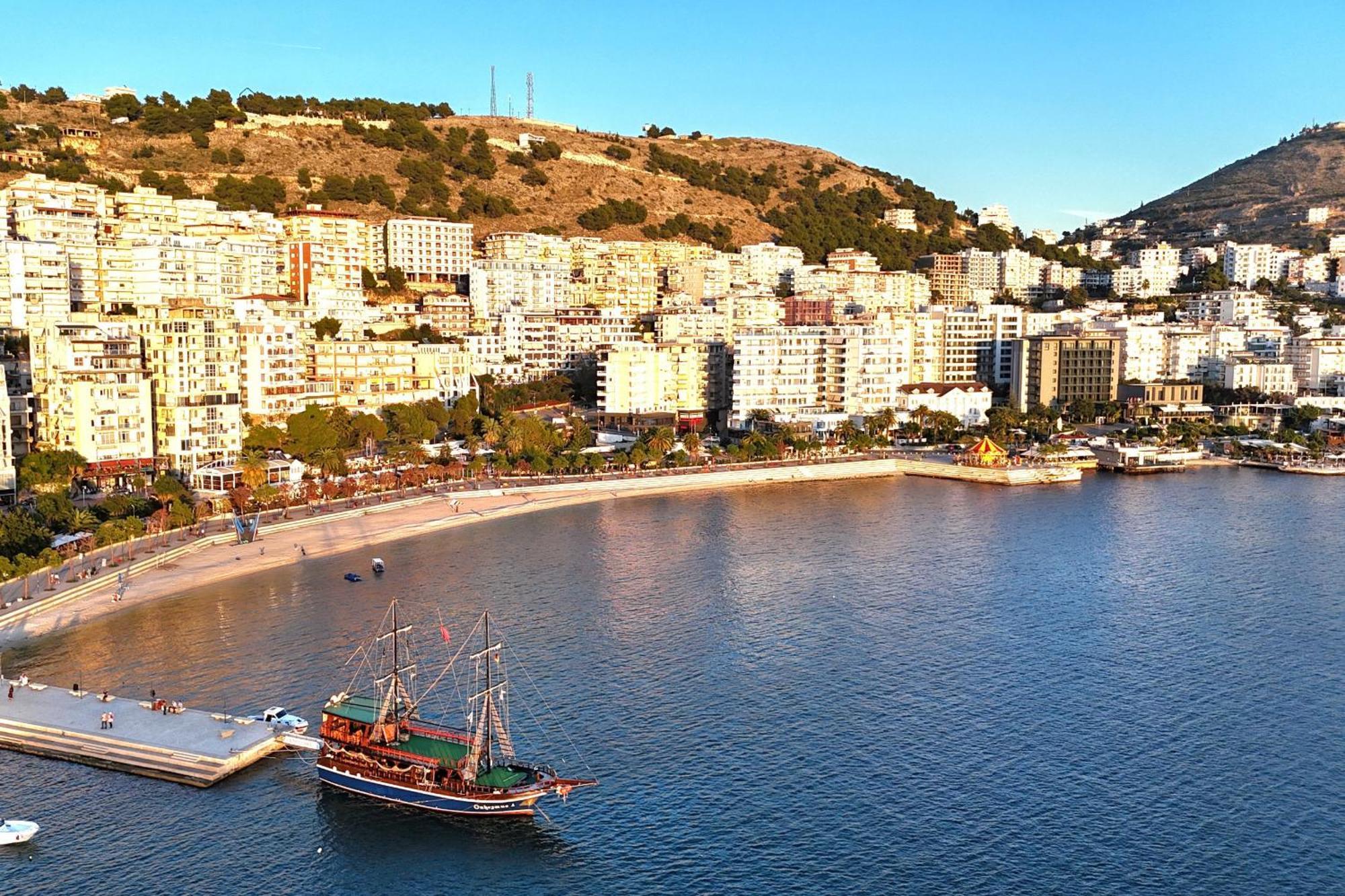 Wonderful View Apartments Sarande Exterior photo